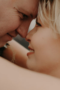 Officiante de cérémonie. Elopement. Savoie. Suisse. Genève