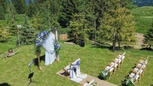 Cérémonie laïque à la montagne, Refuge de la Traye, Savoie, Alpes, France.