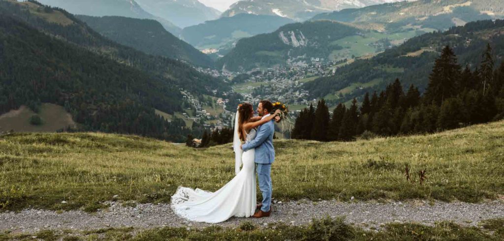 Celebrant. Wedding celebrant. France. Switzerland. Moutain wedding. Elopement.Bespoke ceremony. Secular ceremony.